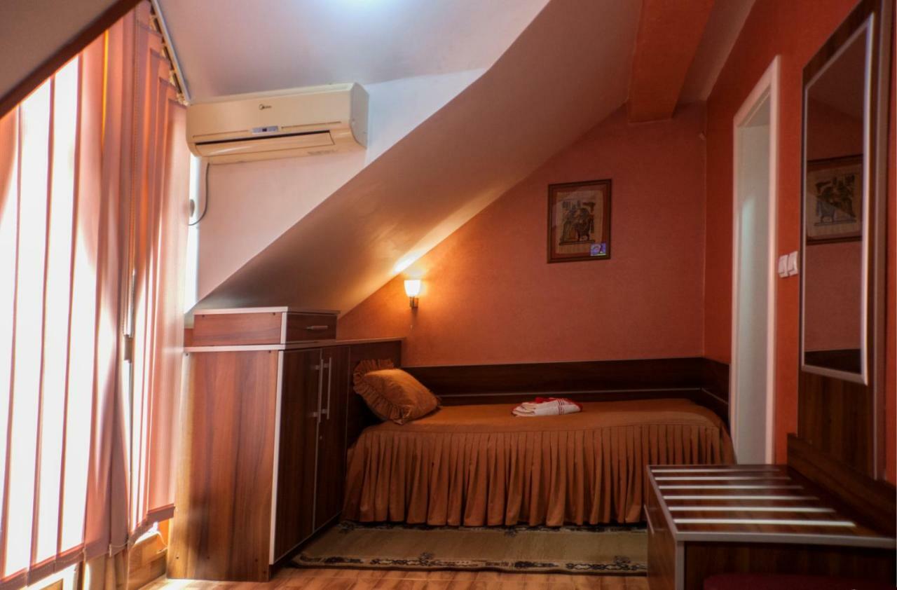 Guesthouse Villa Modex Paraćin Esterno foto