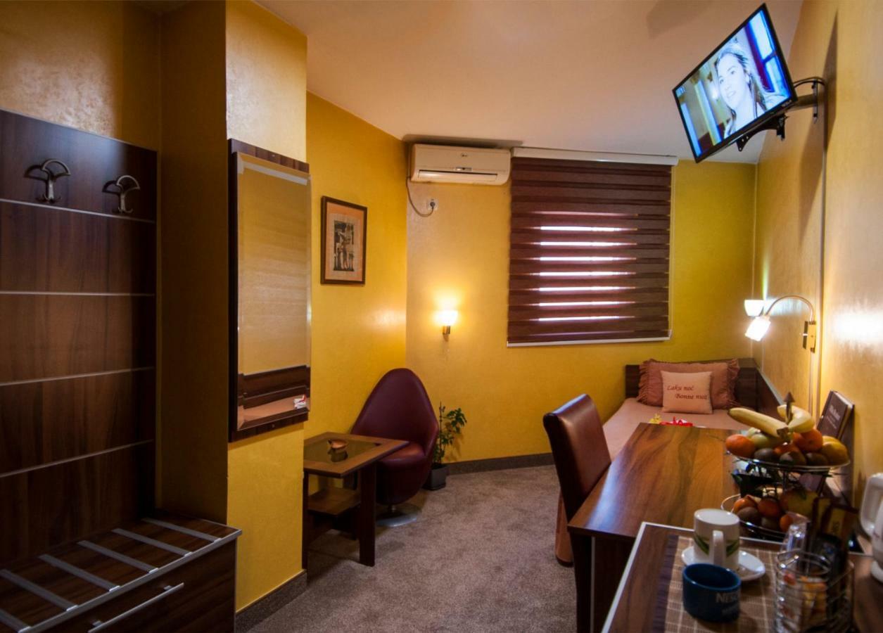 Guesthouse Villa Modex Paraćin Esterno foto